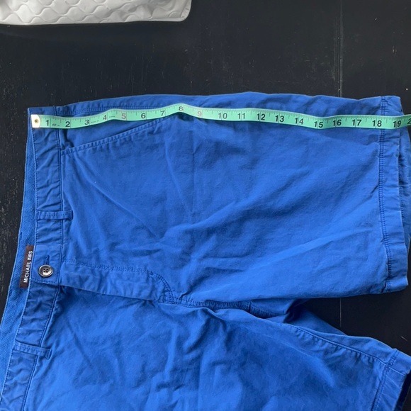 Michael Kors Shorts - Picture 5 of 9